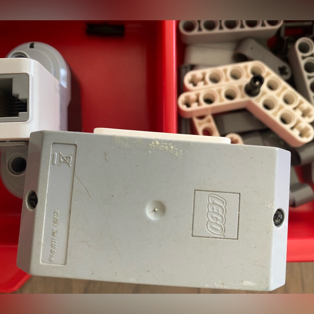 LEGO Partial Mindstorms EV3 Intelligent Brick Set & Misc Parts - Picture 5 of 5